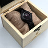 LUV – Montre en bois d’ébène présentée dans son coffret